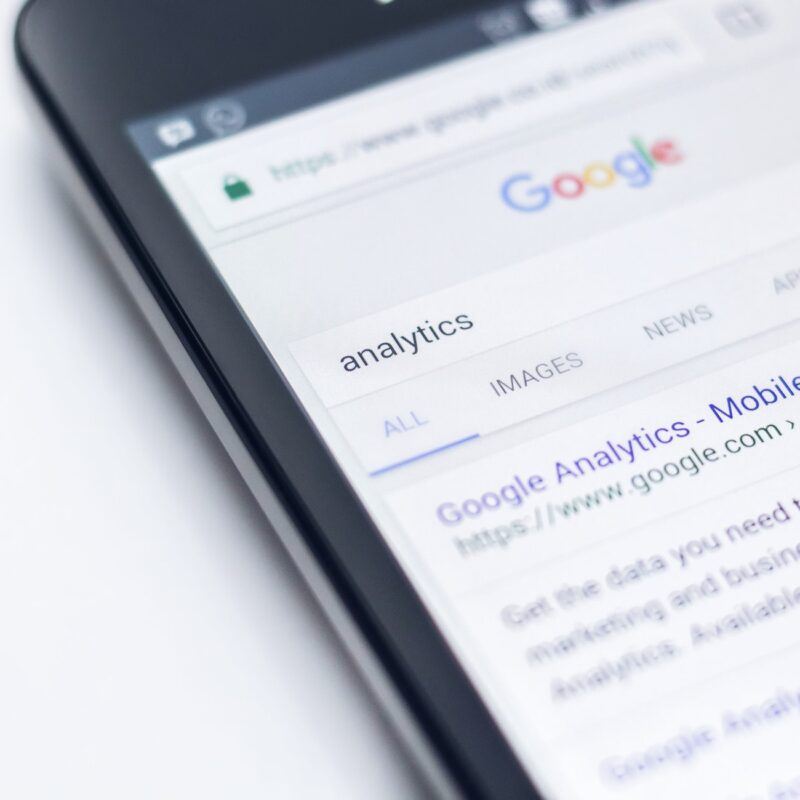 phone showing Google featured snippet